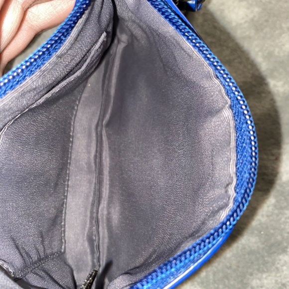 COACH Madison Royal Blue Leather Pleated Wristlet Wallet Purse EUC - Picture 4 of 7